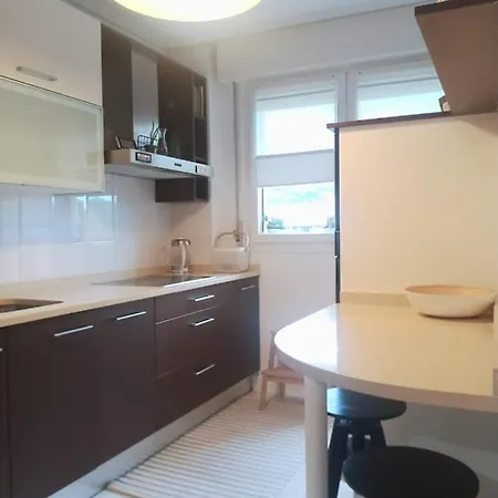Apartamento Con Suite, Zona De Trabajo Y Yoga Wifi Y Garaje Castro Urdiales Exterior photo