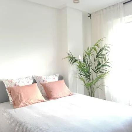 Apartamento Con Suite, Zona De Trabajo Y Yoga Wifi Y Garaje Castro Urdiales Exterior photo