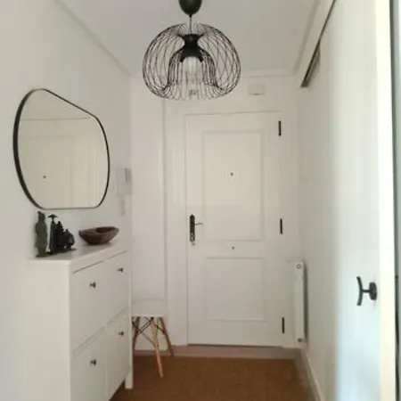Apartamento Con Suite, Zona De Trabajo Y Yoga Wifi Y Garaje Castro Urdiales Exterior photo
