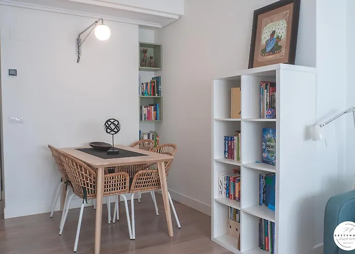 Apartamento Con Suite, Zona De Trabajo Y Yoga Wifi Y Garaje