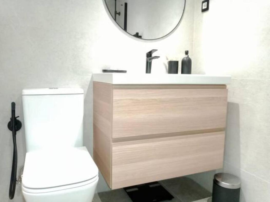 Con Suite, Zona De Trabajo Y Yoga Wifi Y Garaje Apartment Castro Urdiales