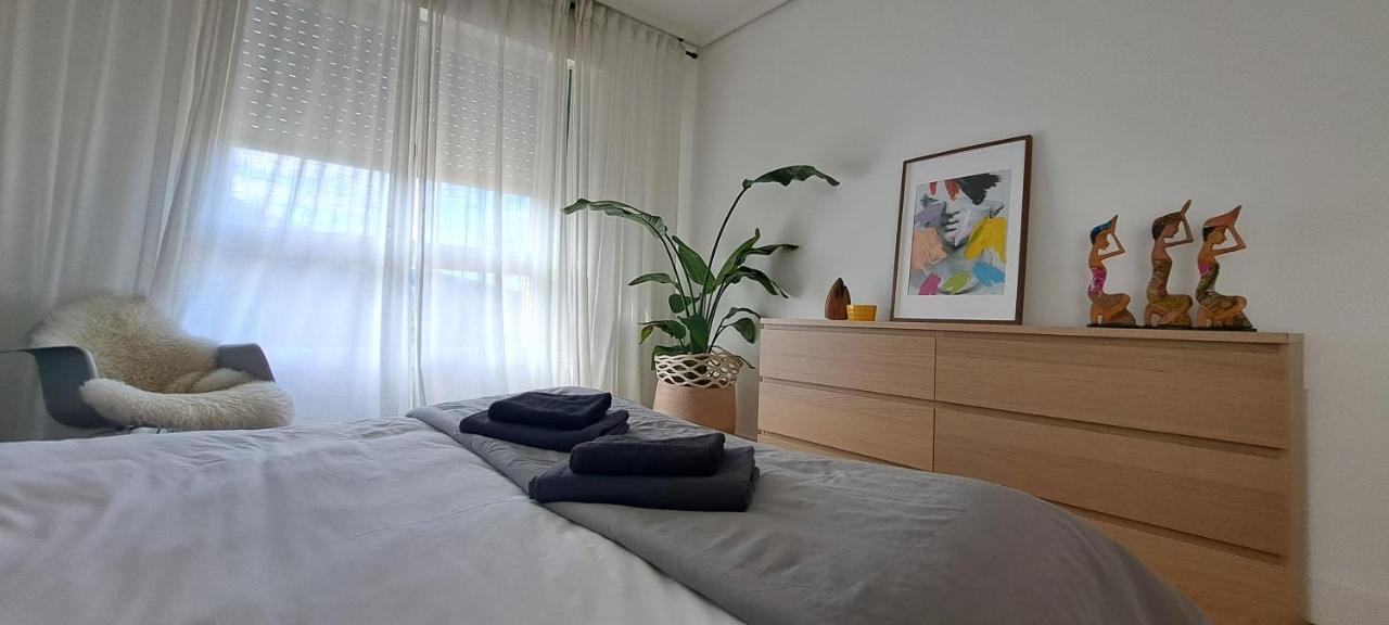 Con Suite, Zona De Trabajo Y Yoga Wifi Y Garaje Castro Urdiales
